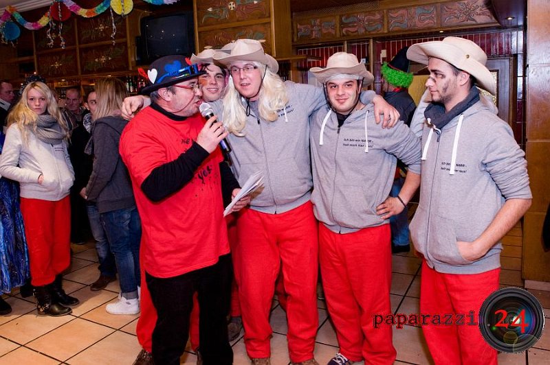 2016-02-07-niederdorfer-fasching-umzug-2016-paparazzi403.jpg - Thomas Hude